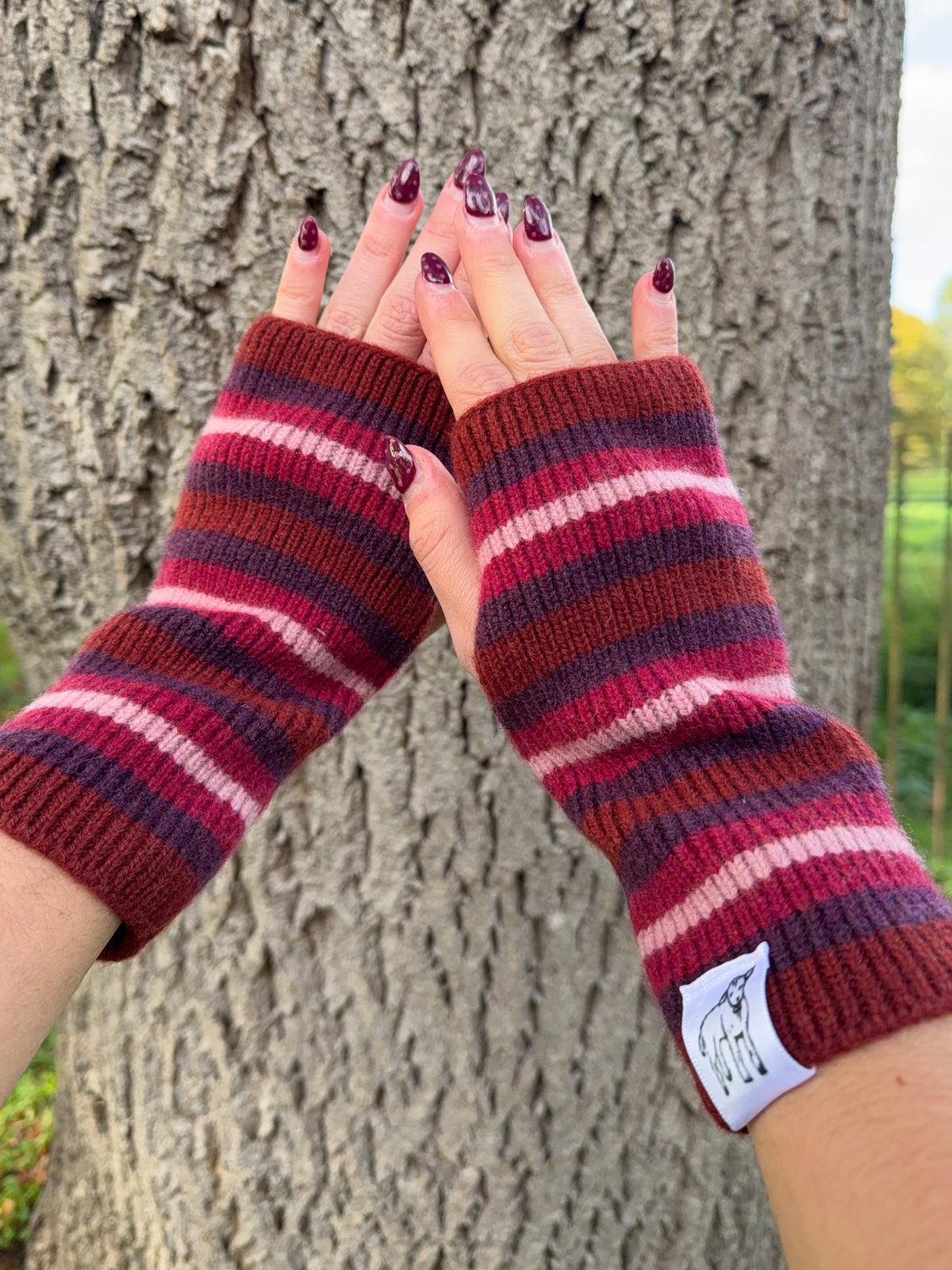 Elowen fingerless gloves