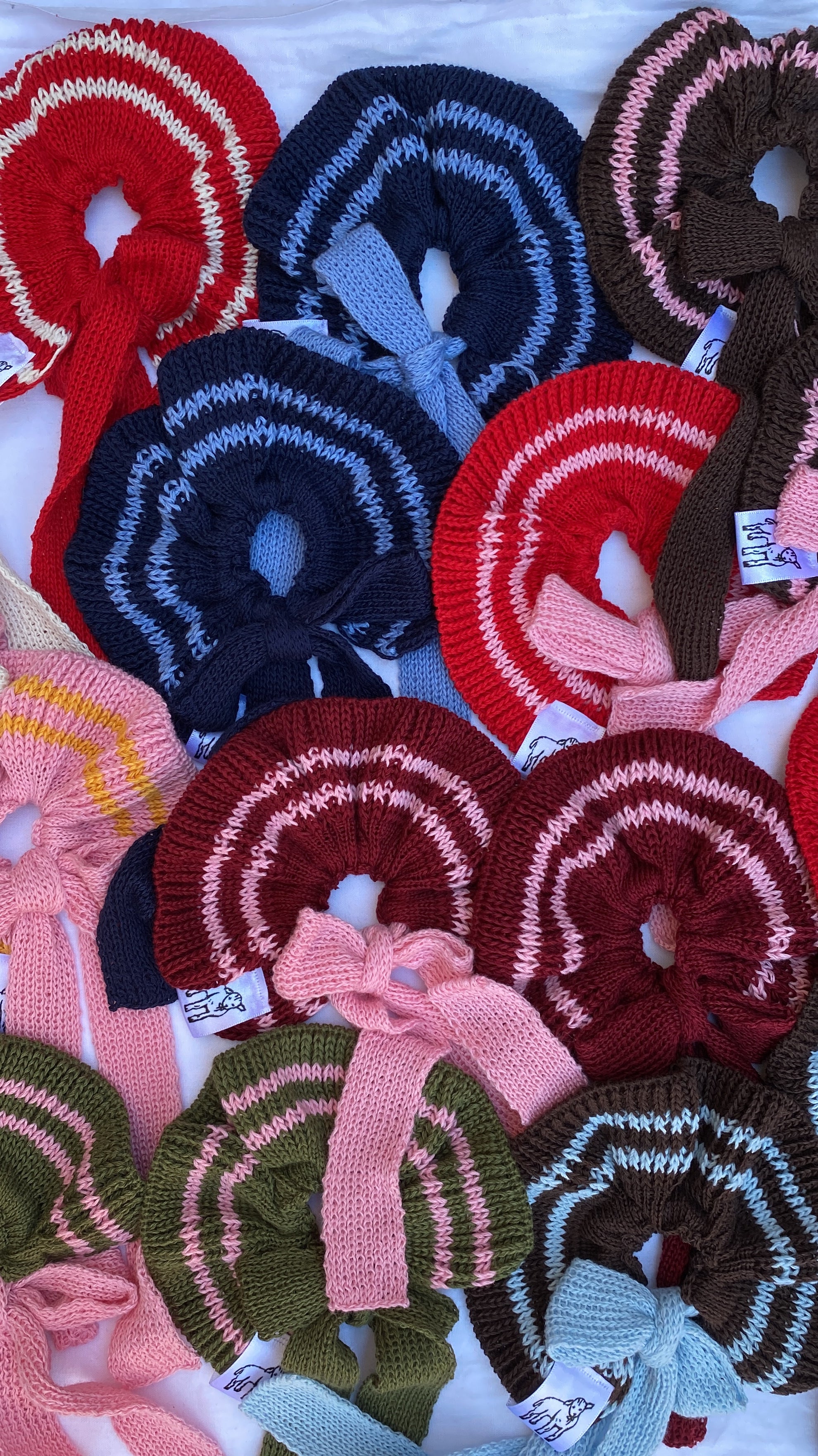 Stripped scrunchies