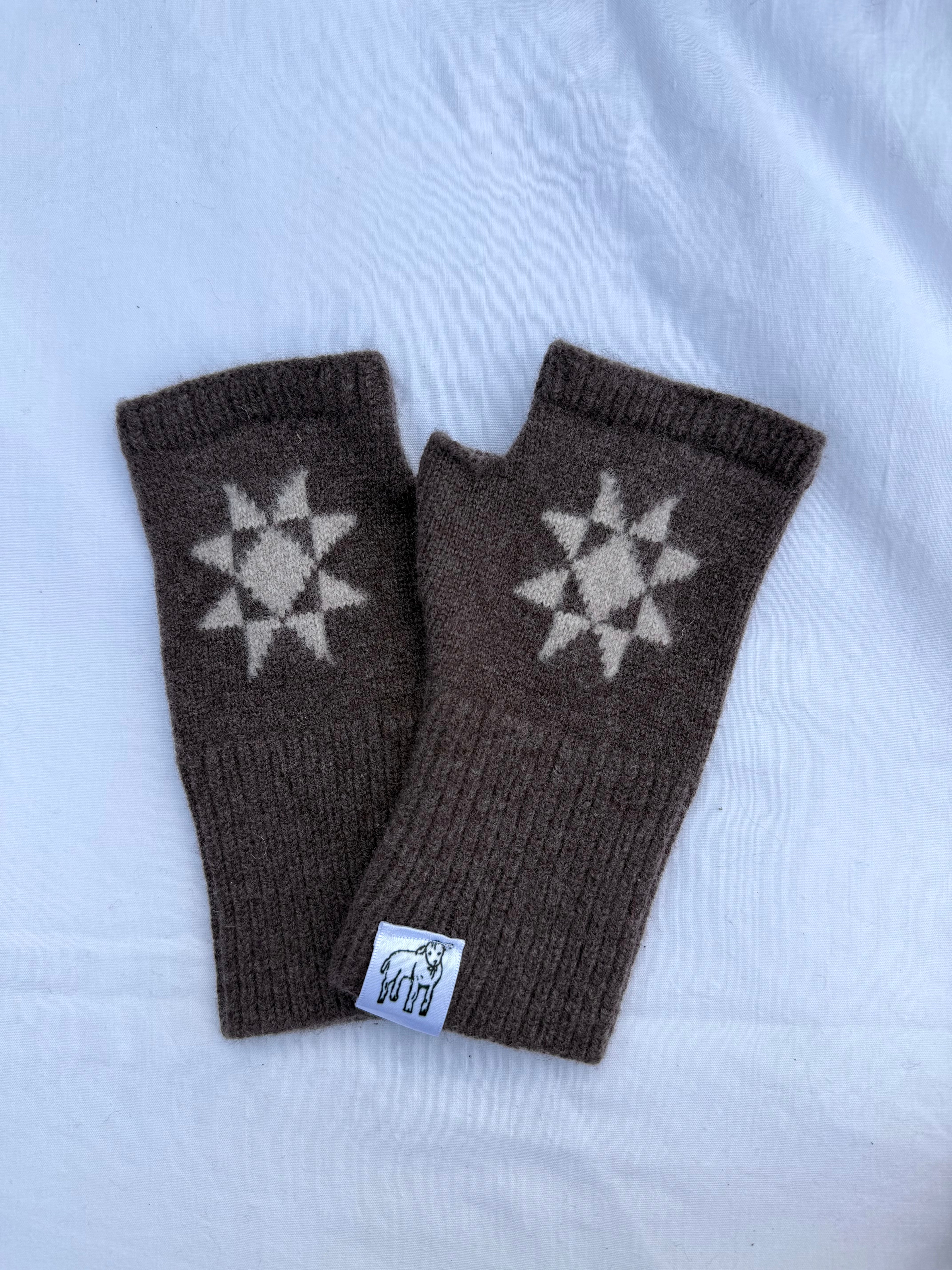Iara fingerless gloves